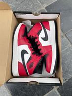 Air Jordan 1 Mid GS sneaker, maat 38, Nike, Ophalen of Verzenden, Zo goed als nieuw, Rood