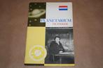 Het planetarium van Eise Eisinga — 1956, Boeken, Ophalen of Verzenden, Gelezen, Natuurwetenschap