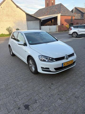 Volkswagen Golf 1.2 TSI 81KW 5D 2014 Wit beschikbaar voor biedingen