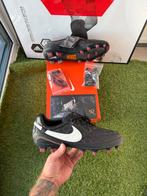 Nike R10 Ronaldinho Dois voetbalschoenen, Maat XS of kleiner, Schoenen, Nieuw, Ophalen of Verzenden
