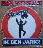 Huldeschild, Gevelvlag, enz.   - Ik Ben Jarig -   ( Nieuw ), Ophalen of Verzenden, Nieuw, Versiering, Verjaardag