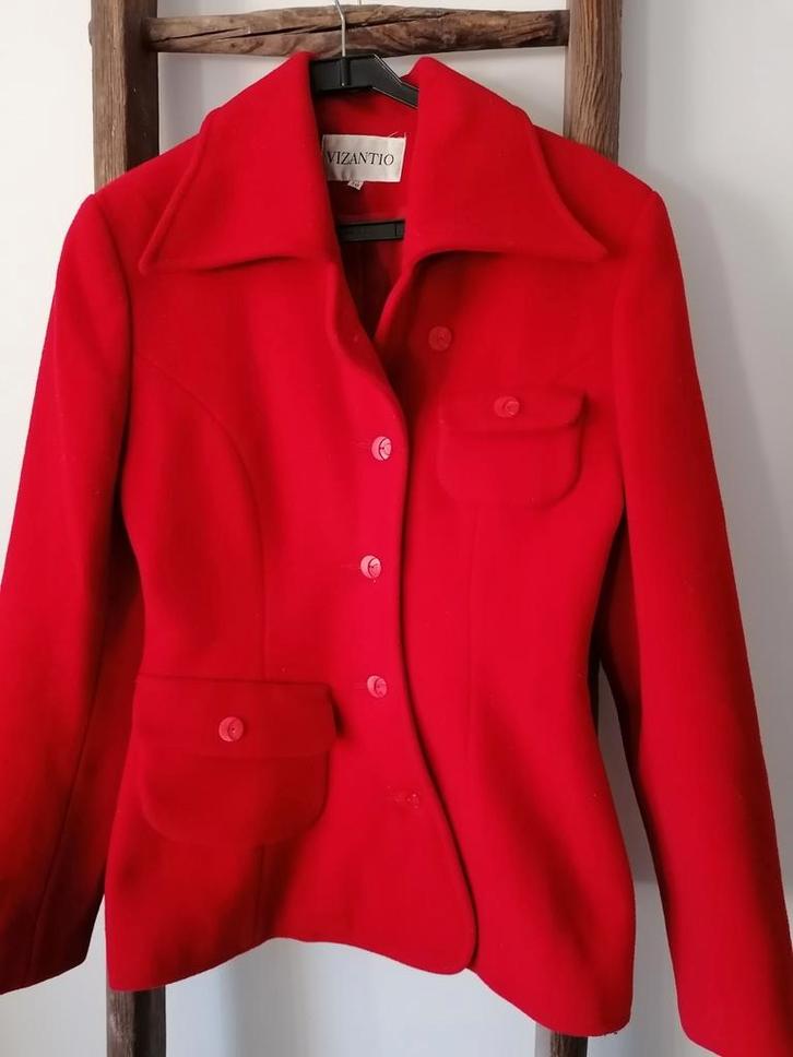 Rode wollen winterjas jas 36 S, Kleding | Dames, Jassen | Winter, Zo goed als nieuw, Maat 36 (S), Rood, Ophalen of Verzenden