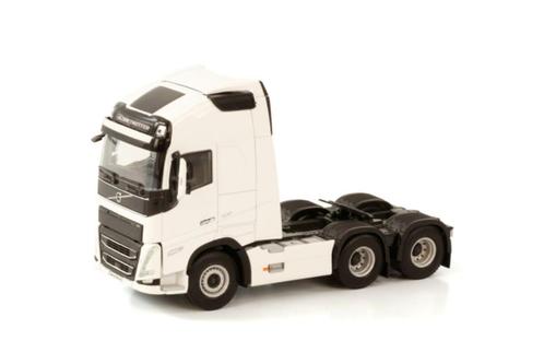 WHITE LINE; VOLVO FH5 GLOBETROTTER XL 6X2 TAG AXLE, Hobby en Vrije tijd, Modelauto's | 1:50, Nieuw, Bus of Vrachtwagen, Wsi, Ophalen of Verzenden