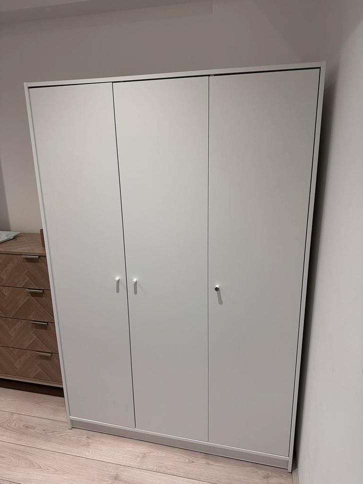 Ikea Pax kledingkast - 118x55x176 cm, Huis en Inrichting, Slaapkamer | Boxsprings, Zo goed als nieuw, 120 cm, 190 cm of minder