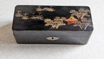 Vintage Japans gelakt houten doosje met de berg Fuji, Antiek en Kunst, Ophalen of Verzenden