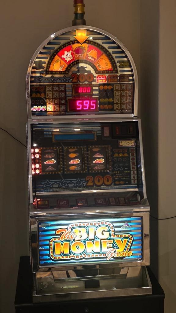 Big money Game, gratis op te halen., Verzamelen, Automaten | Gokkasten en Fruitautomaten, Gebruikt, Euro, Met sleutels, Ophalen of Verzenden