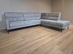 Prominent T500 Hoekbank - Grijs - Micro Leder - Nieuwstaat, Voltastraat 21, Barneveld, 300 cm of meer, Ophalen of Verzenden, Zo goed als nieuw