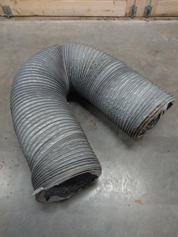 Flexibele kunststof spiraalslang. 30cm. 3m. beschikbaar voor biedingen