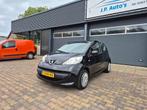 Peugeot 107 1.0-12V XR AIRCO NIEUWE APK, Voorwielaandrijving, Gebruikt, 4 stoelen, Bedrijf