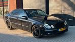 Mercedes W211 E500 V8 AMG 2002 - Youngtimer - AMG uitlaat, Auto's, Mercedes-Benz, Automaat, Achterwielaandrijving, Zwart, Leder