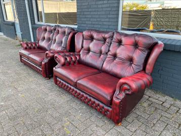 Springvale Chesterfield 2+2 banken rood GRATIS BEZORGD  beschikbaar voor biedingen