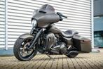 Harley Davidson 103 FLHX Street Glide CVO koffers Rinehart R, 2 cilinders, 1690 cc, Bedrijf, Meer dan 35 kW