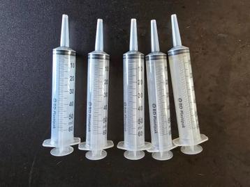 Foreldeegspuiten beschikbaar voor biedingen