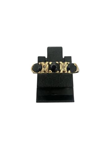 Gouden alliancering met saffier en diamant beschikbaar voor biedingen