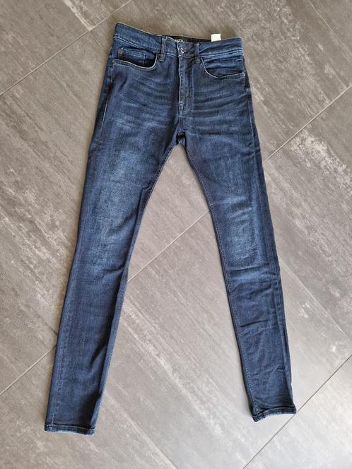Donkerblauwe spijkerbroek - herenmaat 28/34 - als nieuw, Kleding | Heren, Broeken en Pantalons, Zo goed als nieuw, Maat 46 (S) of kleiner