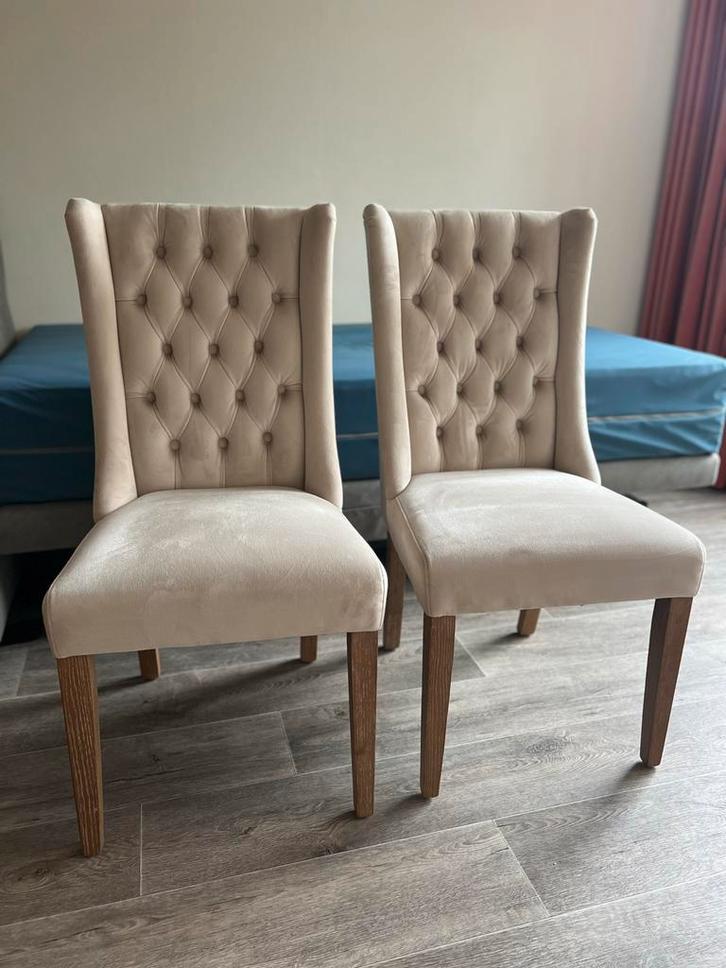 2 Loberon Eetkamerstoelen, Huis en Inrichting, Stoelen, Zo goed als nieuw, Twee, Hout, Overige kleuren, Ophalen