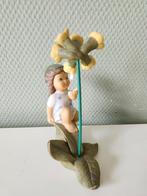 Beeldje Goebel Nina & Marco - Limpke - elf met sleutelbloem, Verzamelen, Beelden en Beeldjes, Ophalen of Verzenden, Zo goed als nieuw