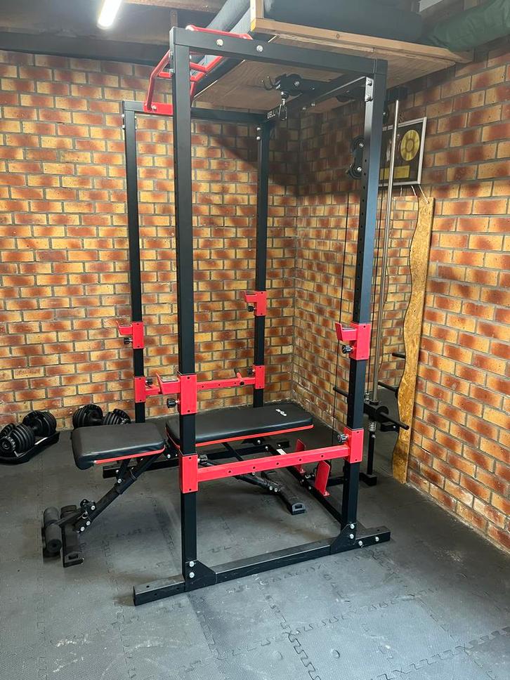 Power Rack met Lat Pulley & Bankje, Sport en Fitness, Fitnessapparatuur, Gebruikt, Krachtstation, Armen, Metaal, Ophalen