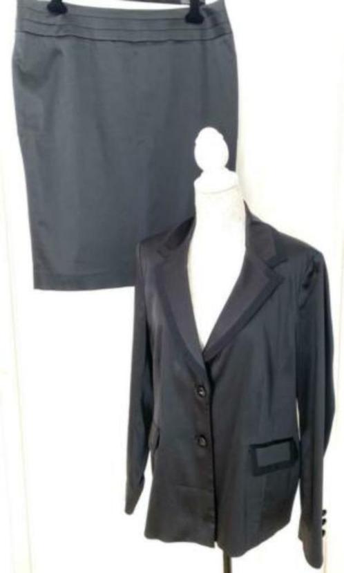 Frans Molenaar jasje met bijpassende rok maat 46 [DM][v], Kleding | Dames, Jasjes, Kostuums en Pakken, Zo goed als nieuw, Kostuum of Pak