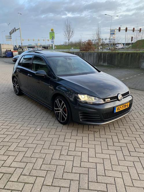 Volkswagen Golf 2.0 GTD 135KW 5D DSG 2013 Zwart, Auto's, Volkswagen, Particulier, Golf, Achteruitrijcamera, Adaptieve lichten