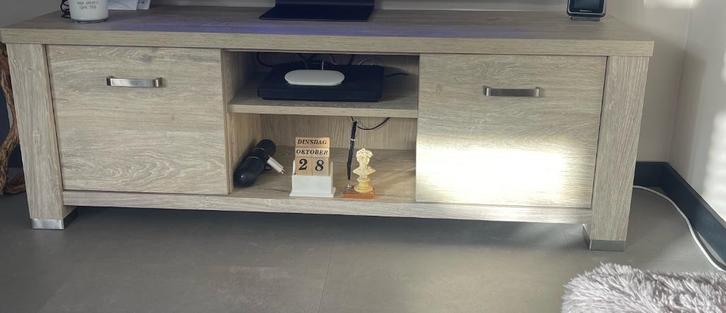 Tv kast, Huis en Inrichting, Kasten | Televisiemeubels, Zo goed als nieuw, Minder dan 100 cm, 150 tot 200 cm, 25 tot 50 cm, Overige materialen