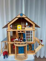 Groot Houten Poppenhuis met Meubels en Poppen - Voila stijl, Ophalen of Verzenden, Gebruikt