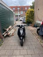 Piaggio zip 4t 50cc brom, Fietsen en Brommers, Scooters | Piaggio, Ophalen, Zo goed als nieuw, Zip