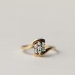 vintage 9 karaat gouden ring opaal en diamant bloem cluster, Sieraden, Tassen en Uiterlijk, Ringen, Verzenden, Zo goed als nieuw