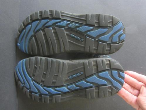 sandalen TEVA maat 34 en 17 water wandel berg schoenen, Kinderen en Baby's, Kinderkleding | Schoenen en Sokken, Zo goed als nieuw