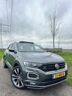 Volkswagen T-Roc Sport R-LINE 1.5 TSI 150pk 7-DSG 2019 Grijs, Auto's, Volkswagen, 1498 cc, 4 cilinders, Bedrijf, Grijs