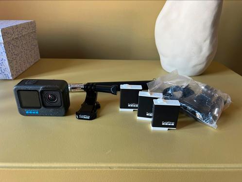 GoPro hero 12 BLACK, 3 extra batteries en meer., Audio, Tv en Foto, Actiecamera's, Zo goed als nieuw, GoPro, Ophalen of Verzenden