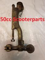 Subframe Honda Chiocciola Nes 125 Gebruikt 50350-KGF-900, Ophalen of Verzenden, 50ccscooterparts, Info@50cc-scooterparts.nl, Veen