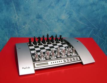 Saitek Mephisto Schaakcomputer beschikbaar voor biedingen
