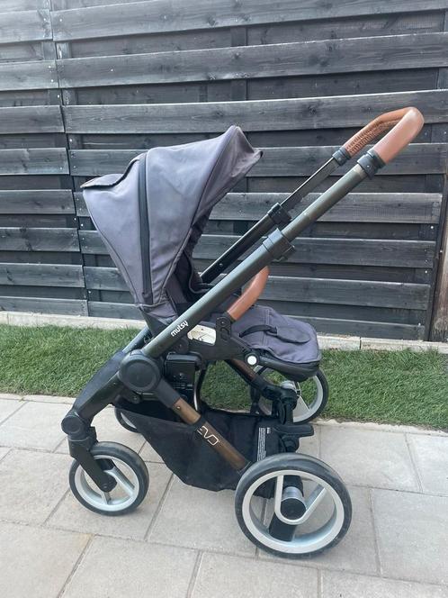 Mutsy Evo kinderwagen, Kinderen en Baby's, Kinderwagens en Combinaties, Gebruikt, Combiwagen, Mutsy, Met reiswieg, Verstelbare duwstang