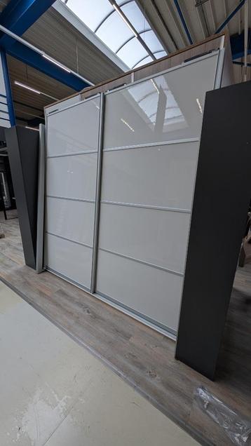 Schuifdeuren Kristalwit Glas - 4 vlaks - b 2324 x h 2435 beschikbaar voor biedingen