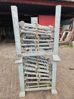Stalen bouwhekvoeten in opslagbokken., Ophalen, Gebruikt, ., .