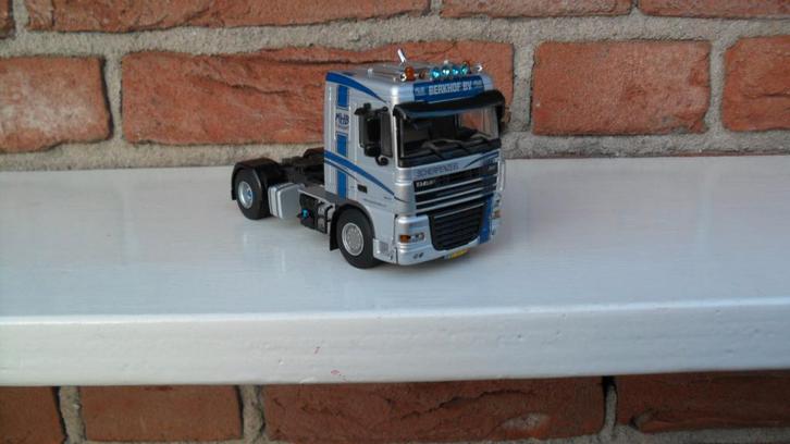 WSI  Daf  XF  4 x 2  van  Berkhof  -  Scherpenzeel., Hobby en Vrije tijd, Modelauto's | 1:50, Nieuw, Bus of Vrachtwagen, Wsi, Ophalen of Verzenden