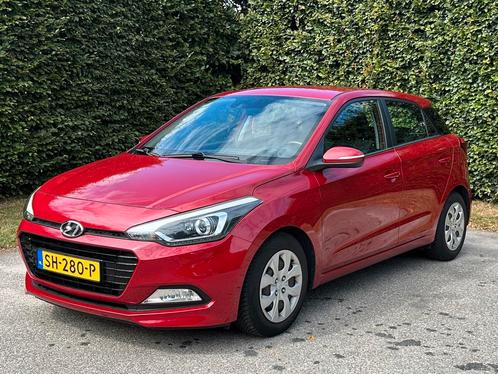 Hyundai i20 1.0 T-gdi Blue 100PK 2018 Rood Navi Trekhaak Cam, Auto's, Hyundai, Particulier, i20, ABS, Achteruitrijcamera, Airbags