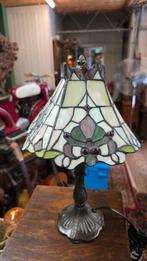 Tiffany lamp bronzen voet € 75, Ophalen of Verzenden