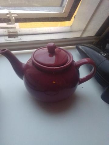 GRATIS diverse  dekbed, theepot etc etc  beschikbaar voor biedingen
