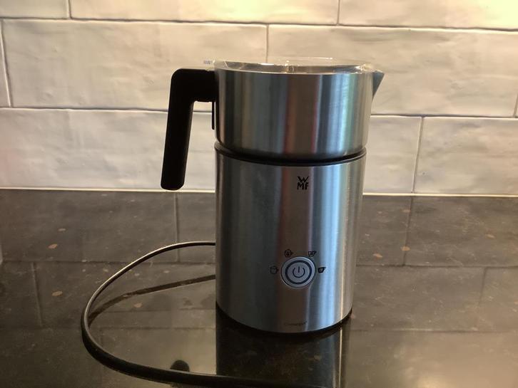 WMF Lono Melkopschuimer - Zo Goed Als Nieuw!, Witgoed en Apparatuur, Melkopschuimers, Zo goed als nieuw, Elektrische melkopschuimer