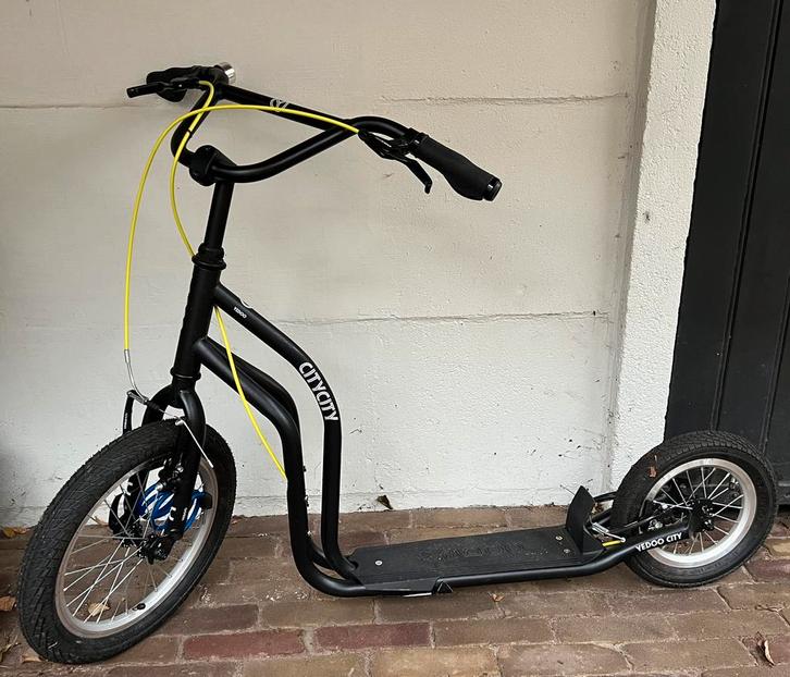 Step Yedoo City runrun zwart z.g.a.n., Fietsen en Brommers, Steps, Zo goed als nieuw, Gewone step, Ophalen of Verzenden