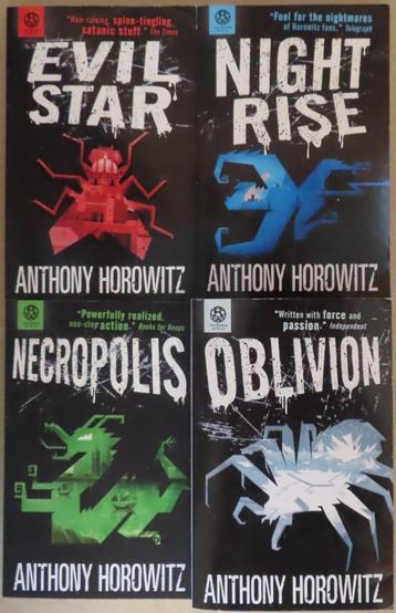 Boek 2 tm 5 The Power of Five van Anthony Horowitz; samen €5 beschikbaar voor biedingen