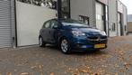 Opel Corsa 1.4 66KW/90PK 5D 2016 Blauw, Airco, Lage kmstand, Auto's, Voorwielaandrijving, 4 cilinders, Blauw, Origineel Nederlands
