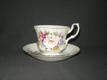 Royal Albert, grote kop & schotel beschikbaar voor biedingen