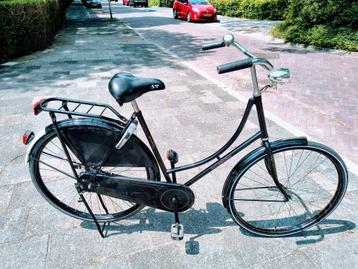 Damesfiets beschikbaar voor biedingen
