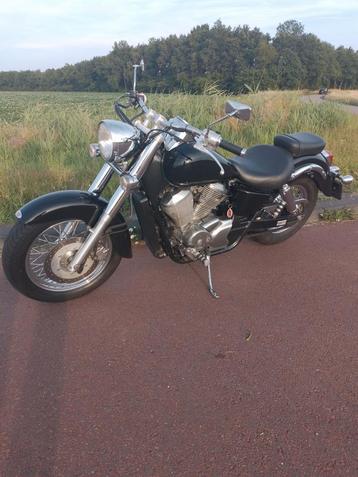 Hele mooie Honda Shadow 750 Ace beschikbaar voor biedingen