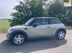 Mini Mini 1.6 Cooper Chili MOTOR DEFECT, Auto's, Voorwielaandrijving, Gebruikt, 750 kg, 4 cilinders
