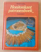 Kantklossen - Honitonkant Patronenboek - Elsie Luxton - 1984, Hobby en Vrije tijd, Kantklossen, Gebruikt, Ophalen of Verzenden