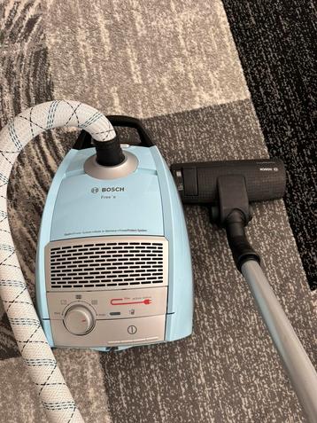 Bosch Stofzuiger - LichtBlauw - 15M Actieradius - Werkt Goed beschikbaar voor biedingen